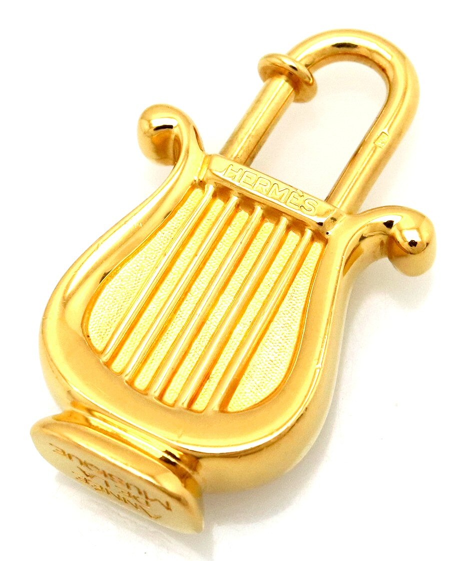 楽天市場】HERMES エルメス カデナ ハープモチーフ 楽器 キーリング