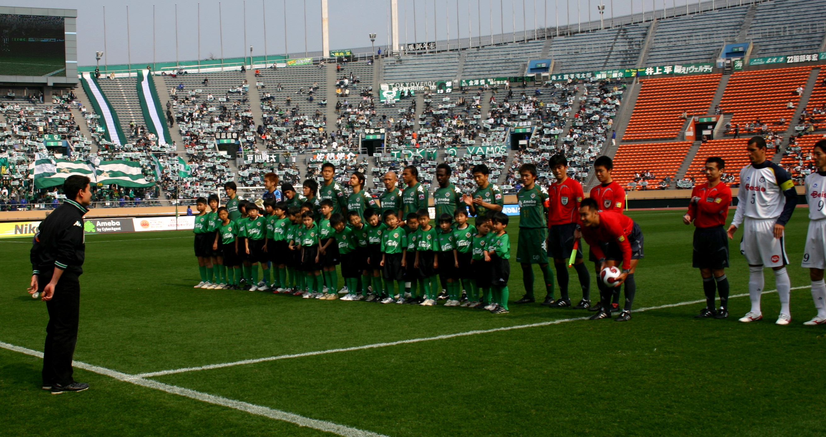 東京ヴェルディ1969開幕戦 キックオフ初経験|ブログ|野口健公式ウェブ