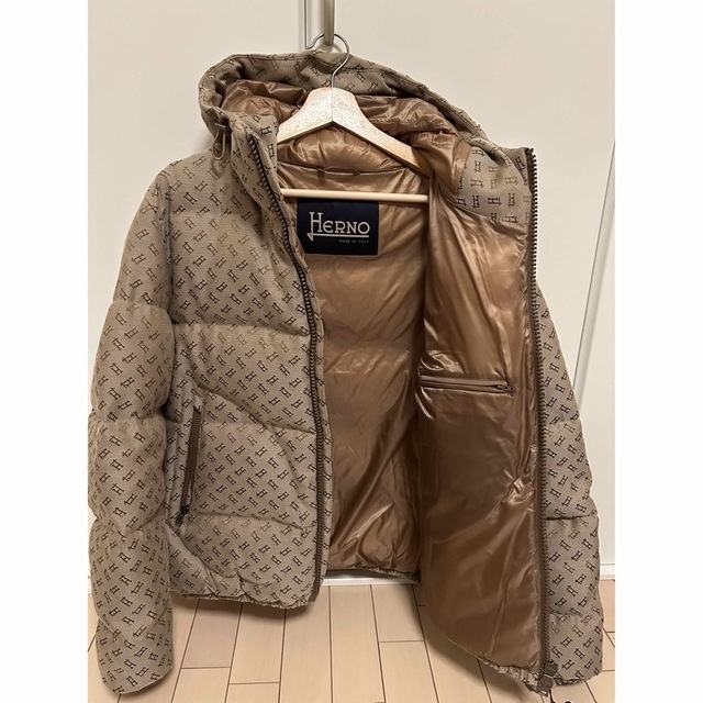 HERNO - 新品・未使用 Herno ヘルノ モノグラムダウンの通販 by よしき
