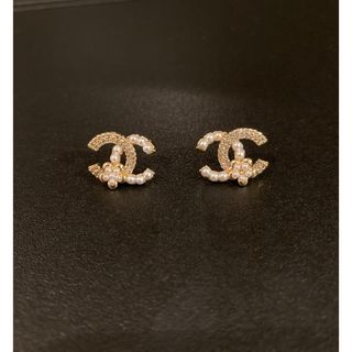 CHANEL - シャネル ピアス 片方のみの通販 by ねこねこ｜シャネルなら