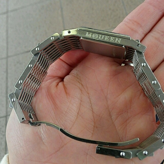 アレサキサンダーマックイーン 吉井和哉の通販 by sun｜ラクマ