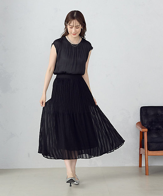 割線サテン フレンチスリーブブラウス ／ セットアップ対応