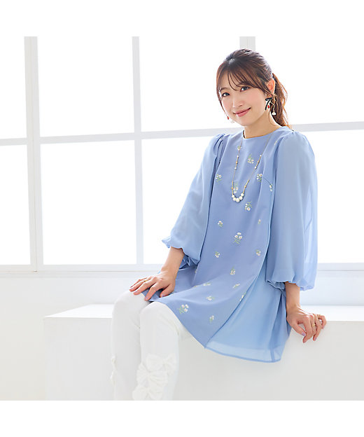 小花刺繍バルーンスリーブチュニック（51021603） | Rose