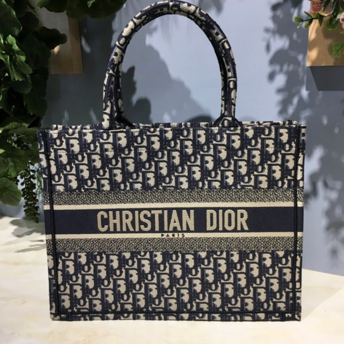 クリスチャン・ディオール M1296ZRIW M928 ブックトートミディアム