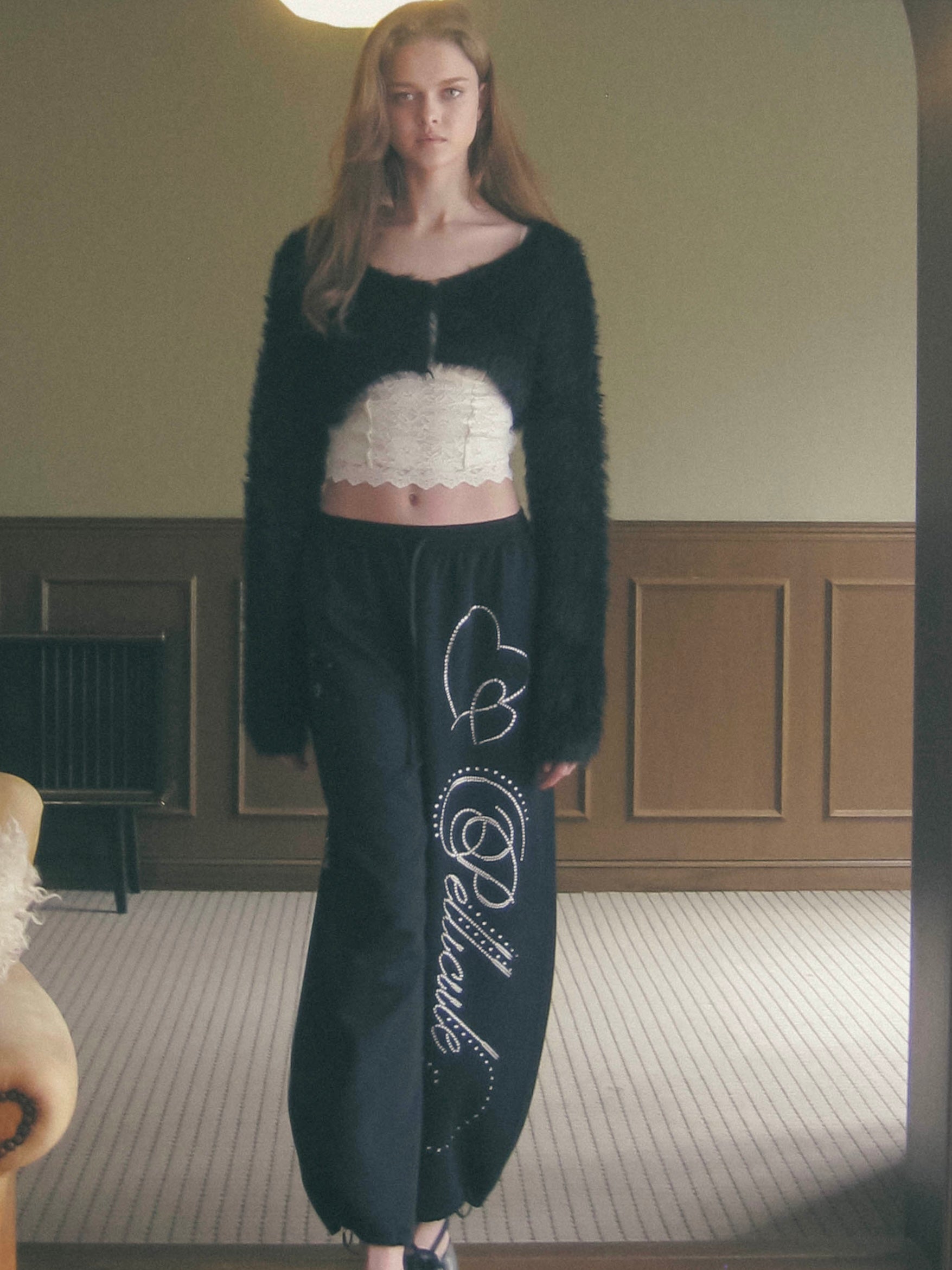 予約 black・babypink】stone-deco sweat pants｜PELLICULE | ぺリキュール