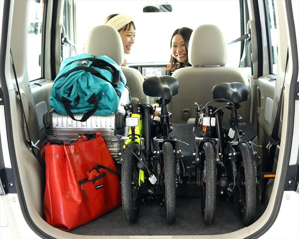 軽自動車に余裕の2台積み、ドッペルギャンガーの新型折りたたみ自転車