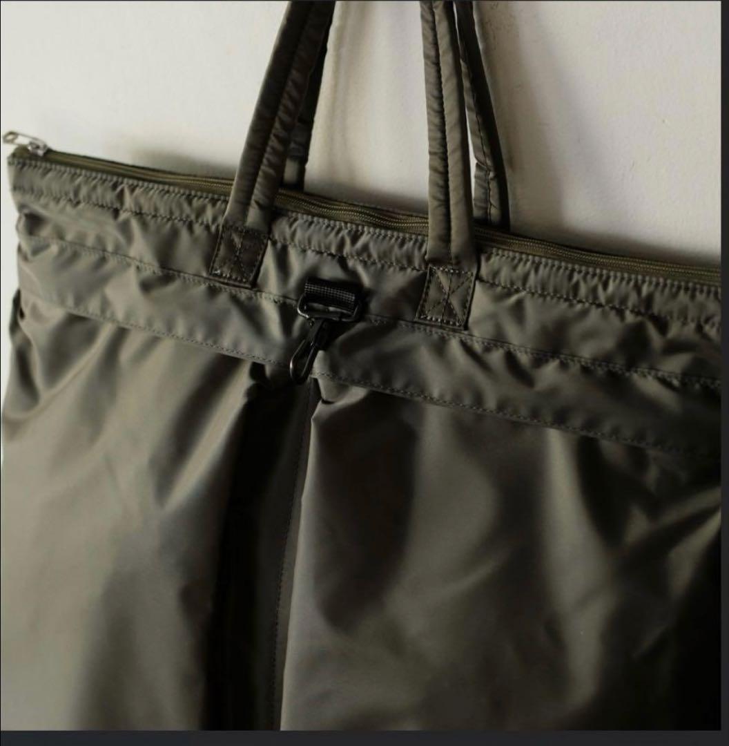 【美品】ヤエカ　ヘルメットバッグ カーキ 美品】ヤエカ YAECA ヘルメットバッグ HELMET BAG カーキ - メルカリ