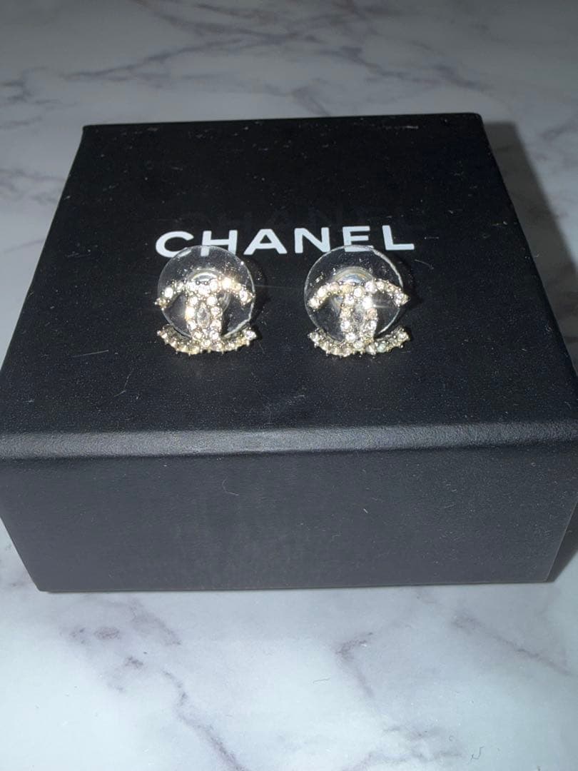 CHANEL レディースピアス 両耳 CHANEL（シャネル） ピアス 両耳 CCマーク ココマーク 定番 ABD766