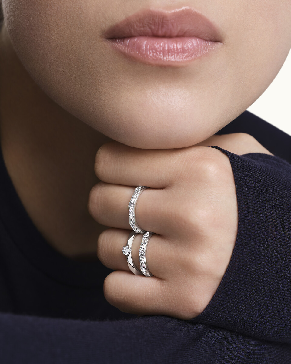 ファセット ソリテール リング プラチナム | ブライダル | | ブシュロン